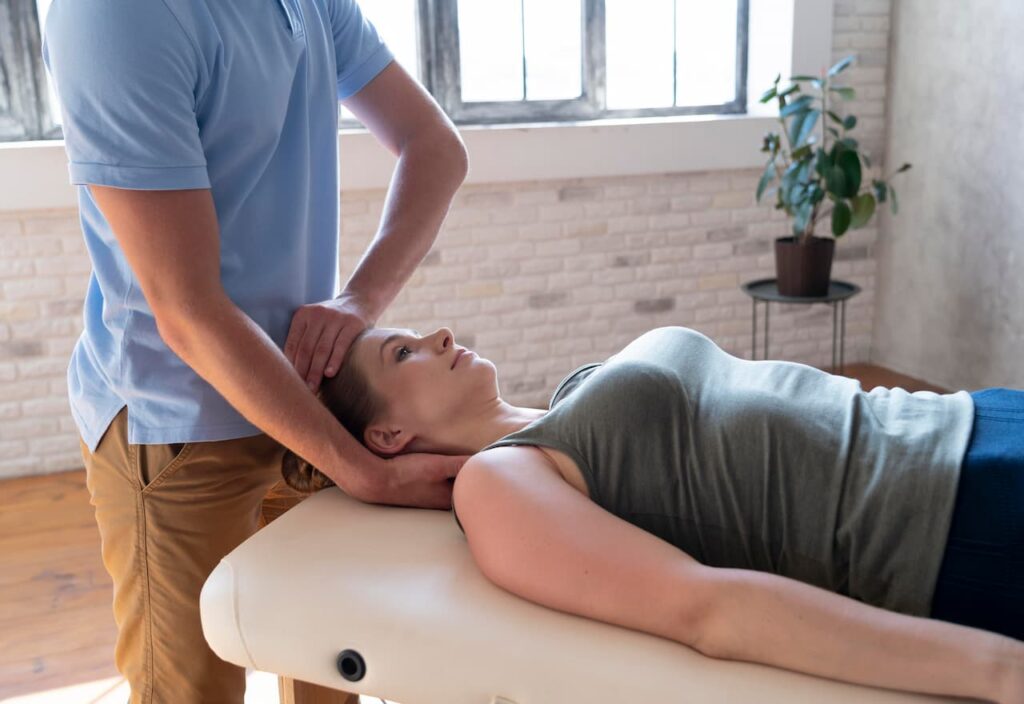 Thumbnail-Close-Up-Chiropractice-Care-woman-By-Tisols Chiropractic